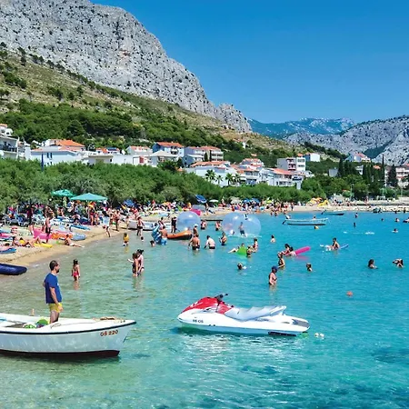 In With Wifi * Omiš